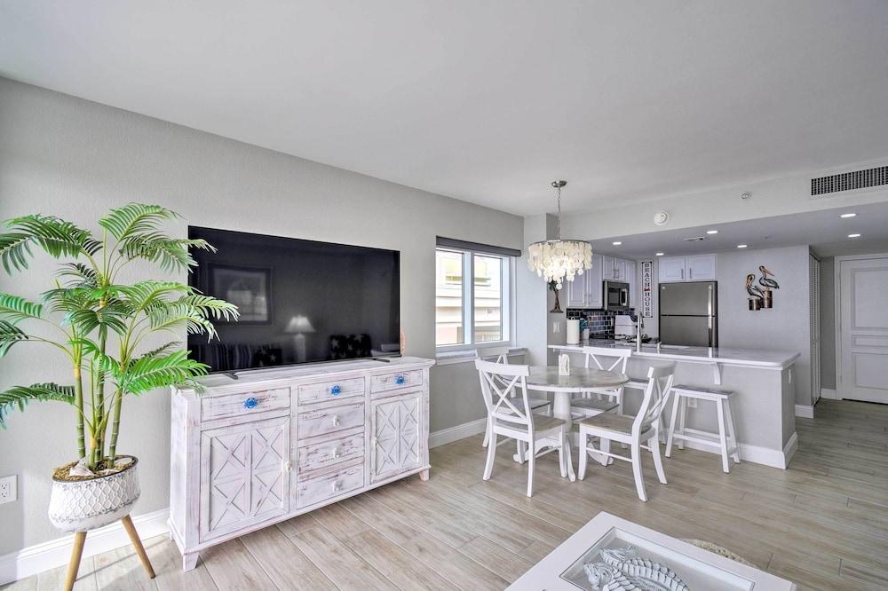 Luxury Oceanfront Condo in NMB w/ Resort Amenities