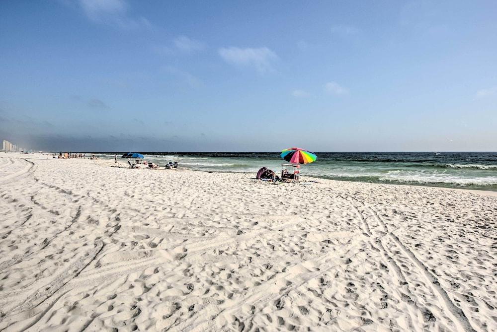 Coastal PCB Cottage W/pool & Bbq: 1block to Beach!