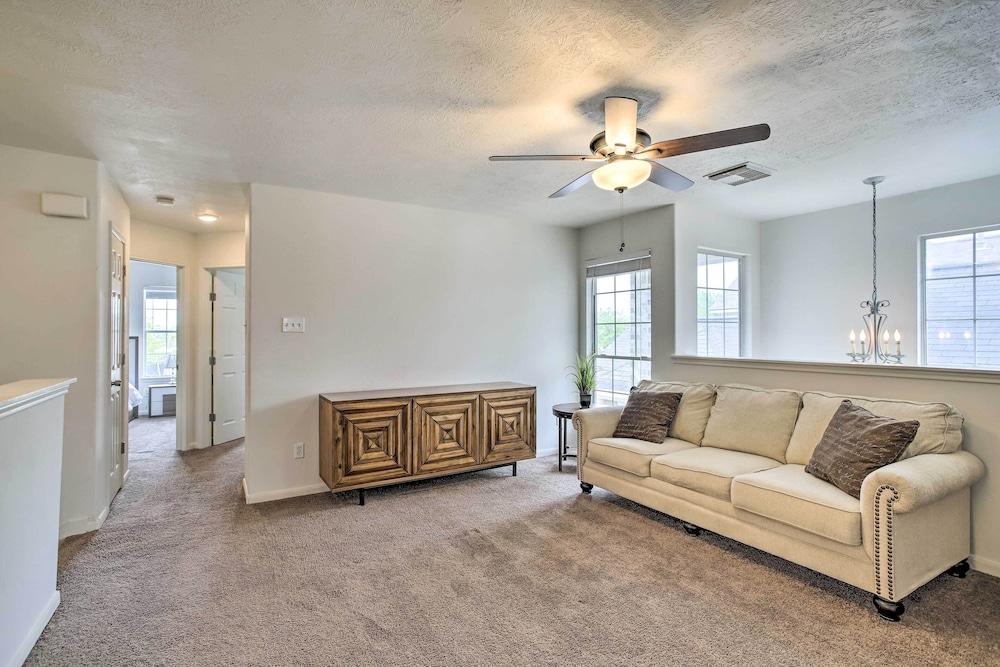 Spacious Houston Getaway < 18 Mi to Downtown!