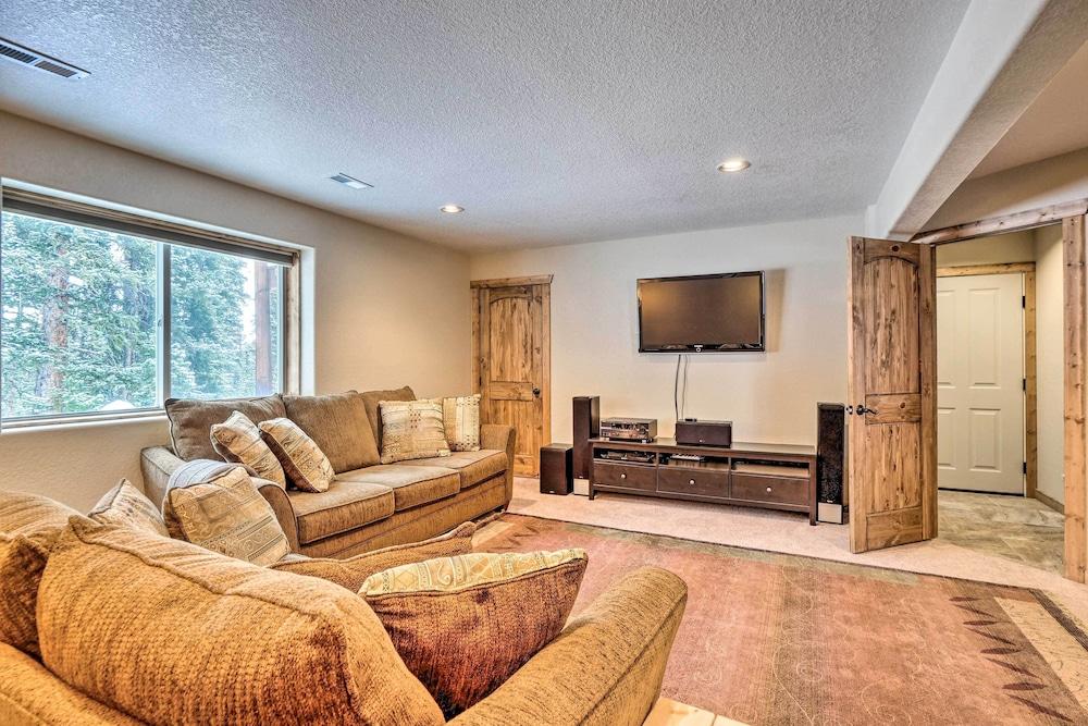 22str-00367 Fairplay Cabin ~ 6 Mi to Downtown!