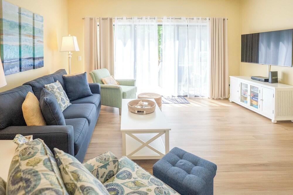 Walk to Forest Beach: Hilton Head Getaway!