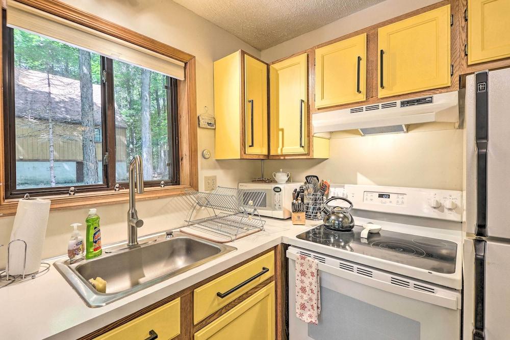 Colorful Pocono Lake Cabin w/ Deck & Fire Pit