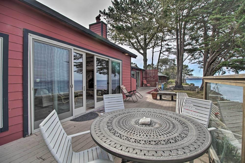 Oceanfront Point Arena House w/ Lovely Deck!