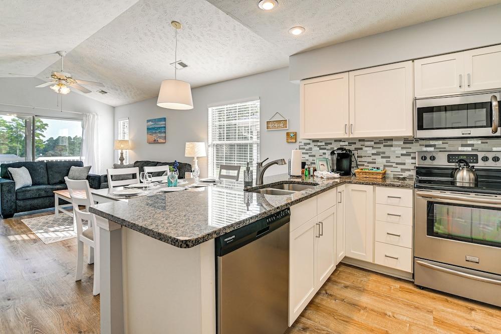 Resort Amenity Access: Chic Myrtle Beach Condo!