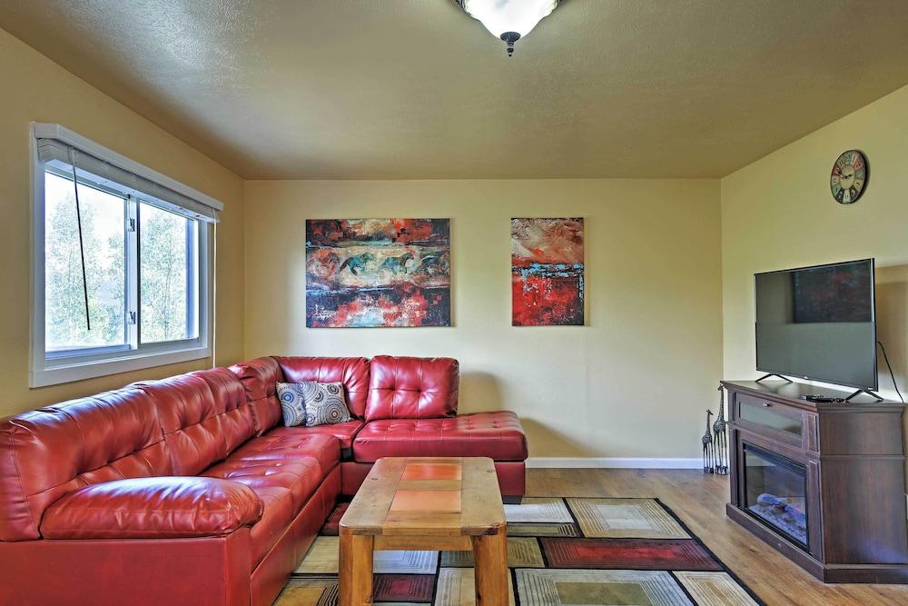 Lake- & Mtn-view: Resort Hub in Silverthorne!