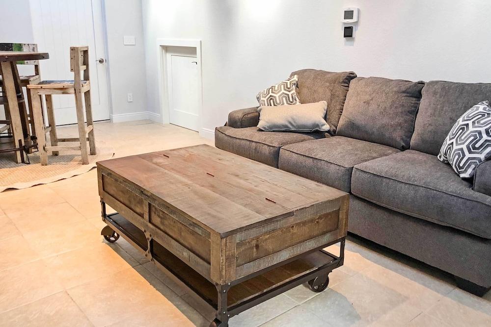 12 Mi to Red Rocks: Morrison Home w/ Deck