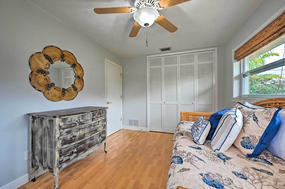 Sunny Largo Retreat: 4 Mi From Indian Rocks Beach!