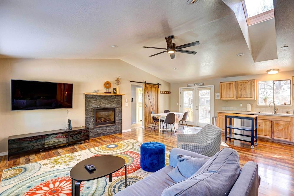 Pet-friendly Bend Home ~ 2 Mi to Downtown