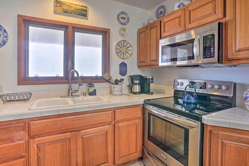 Quiet Avalon Getaway Villa w/ Ocean View & Balcony