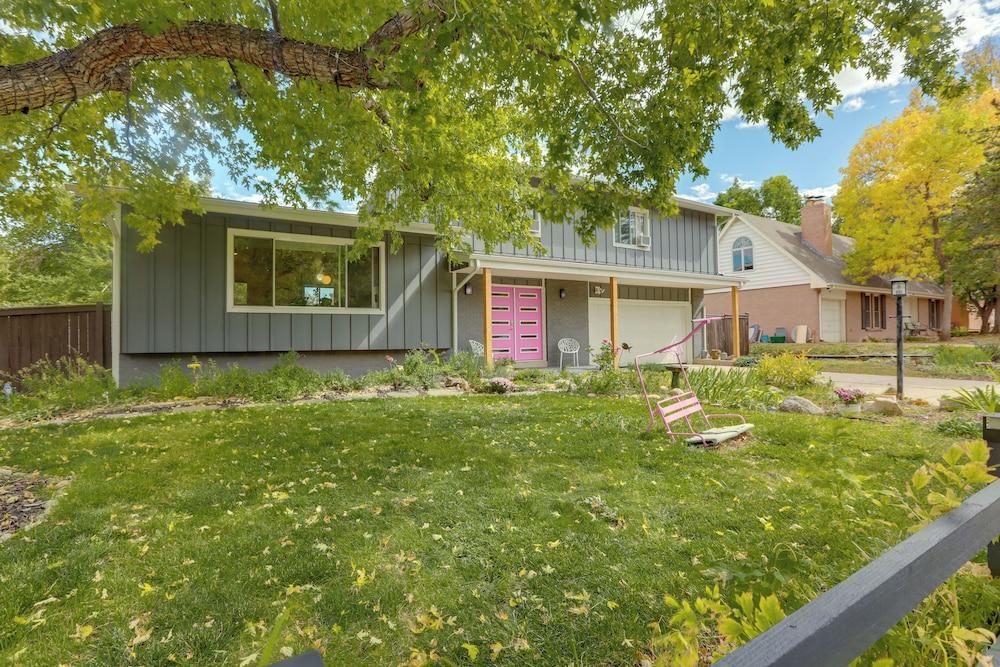 12 Mi to Denver: 'the Modern Ridge House' w/ Yard