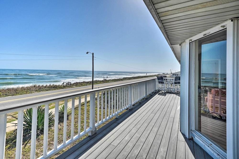 Sunny Florida Home w/ Decks & View, Steps to Beach