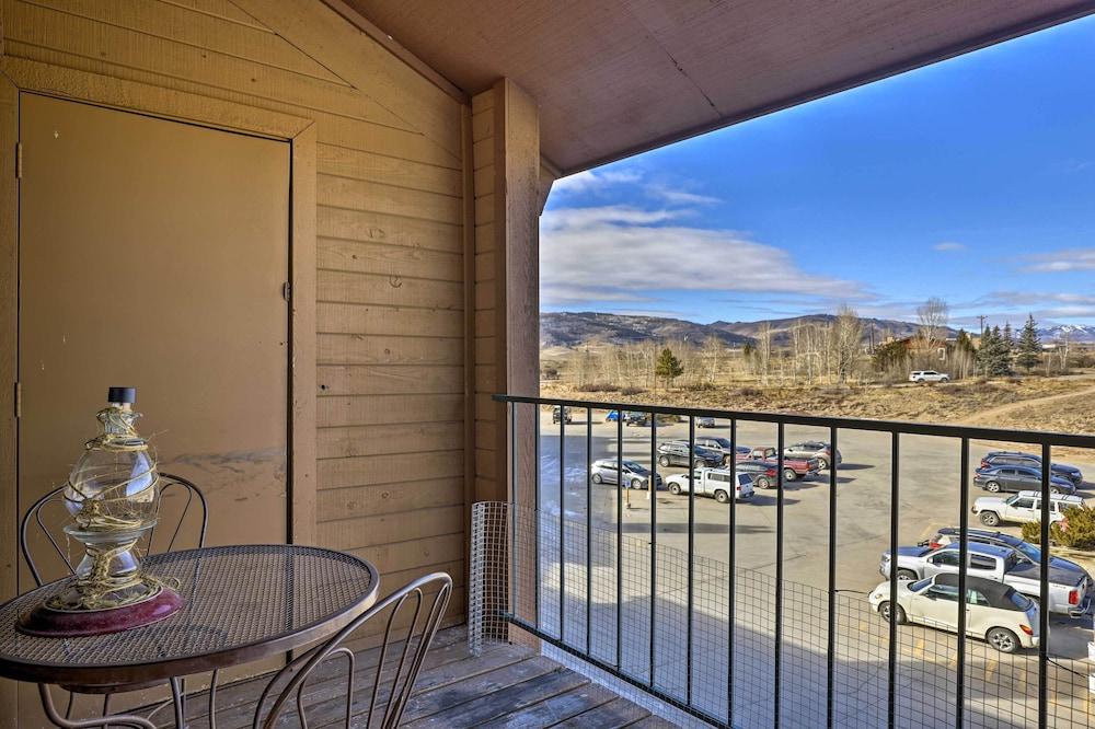 2 Mi to Skiing: Studio w/ Pool Access in Granby!