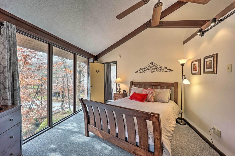 'skiway Chalet' Home w/ Hot Tub in Beech Mountain!