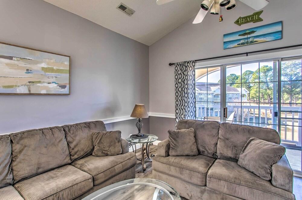 Pool & Golf Course Views: Myrtle Beach Condo