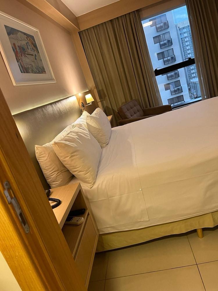 Hotel Cullinan Deluxe