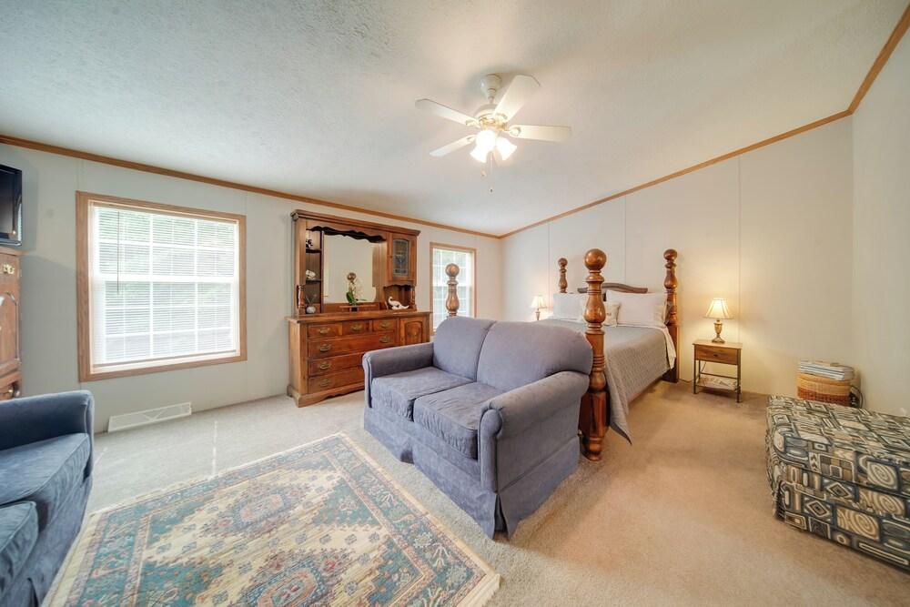 Secluded Ohio Getaway on 65 Acres!