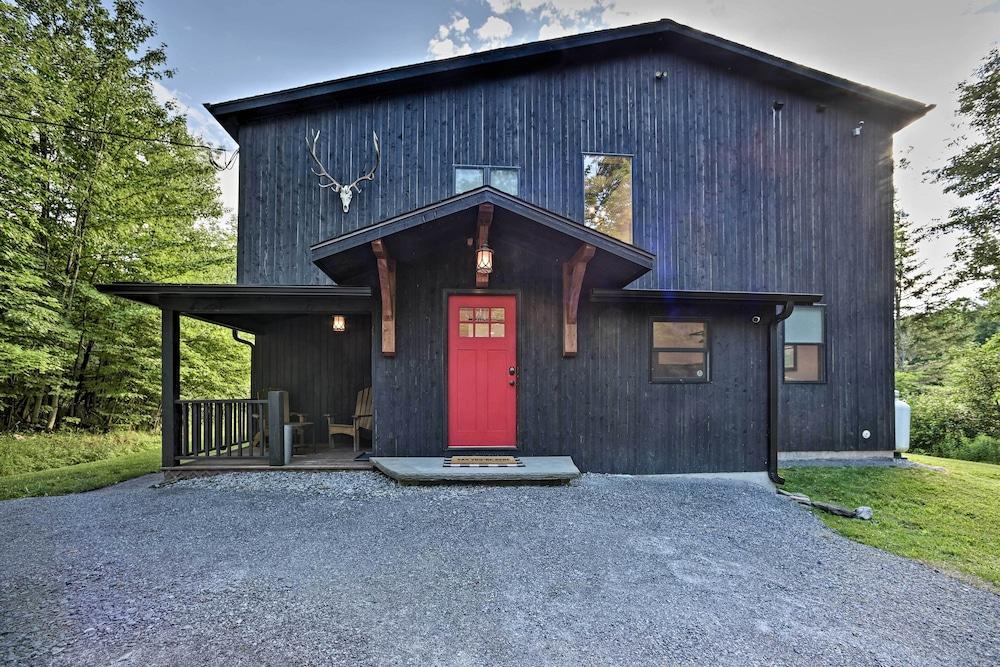 Luxury Home w/ Deck: Explore the Catskill Mtns!