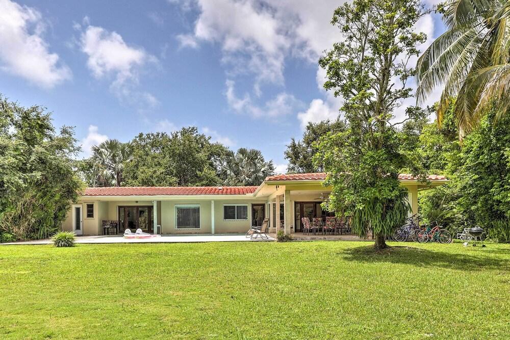 Home w/ Pool in Upscale Pinecrest Village