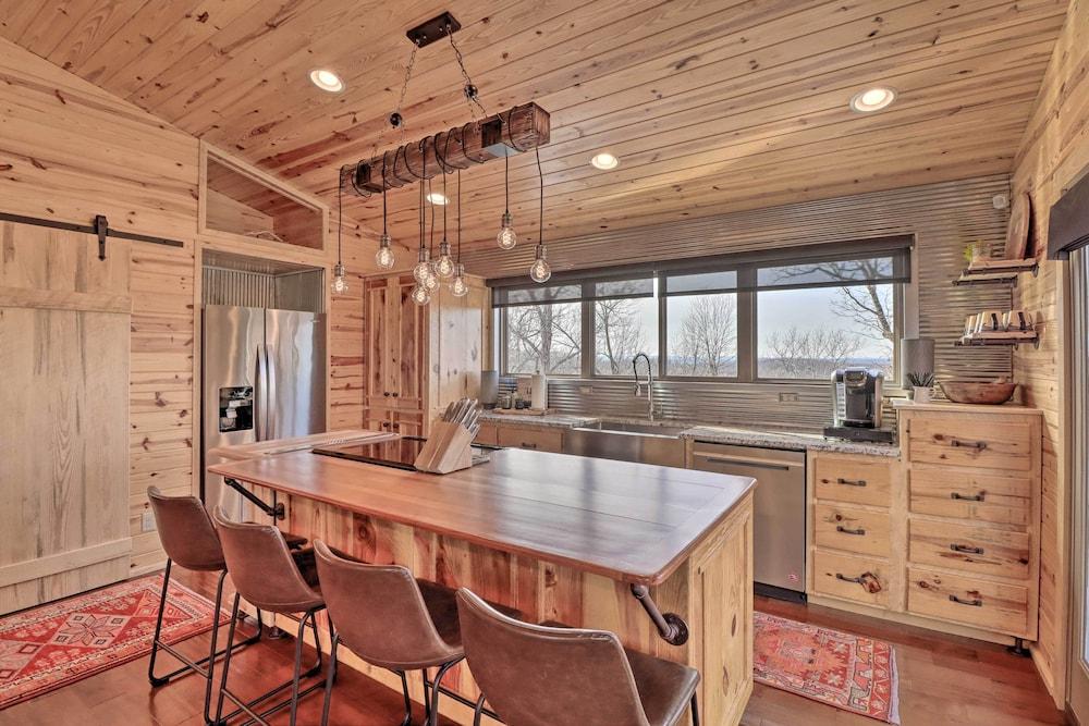 Mountain Home Cabin Rental w/ Fire Pit!