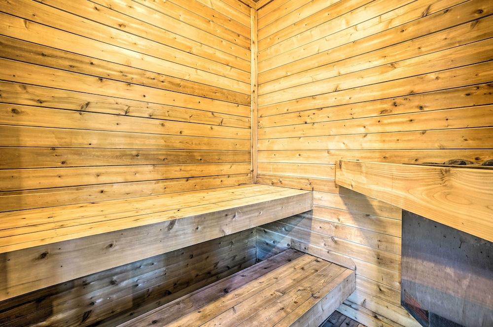 Home w/ Indoor Pool in South Lake Tahoe!