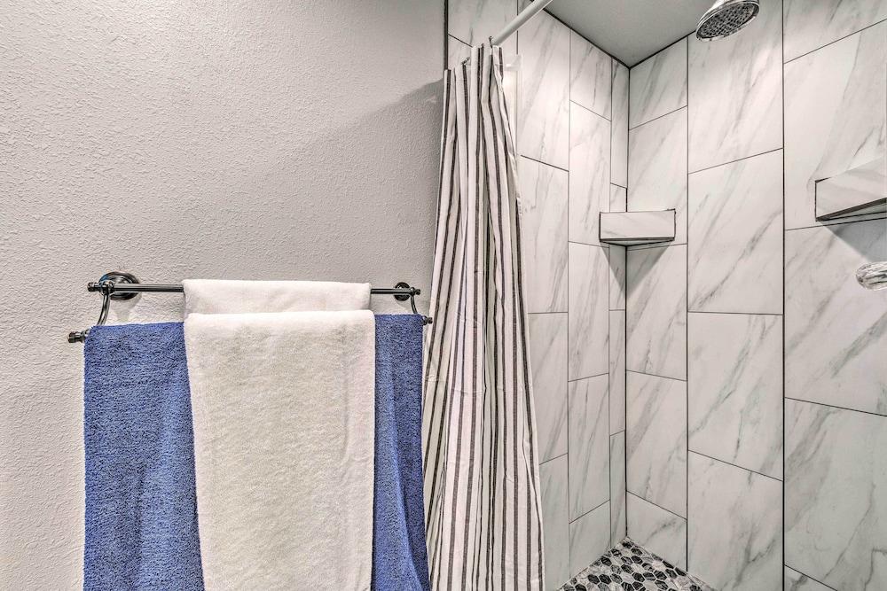 Pet-friendly Ruidoso Cabin w/ Deck & Grill!