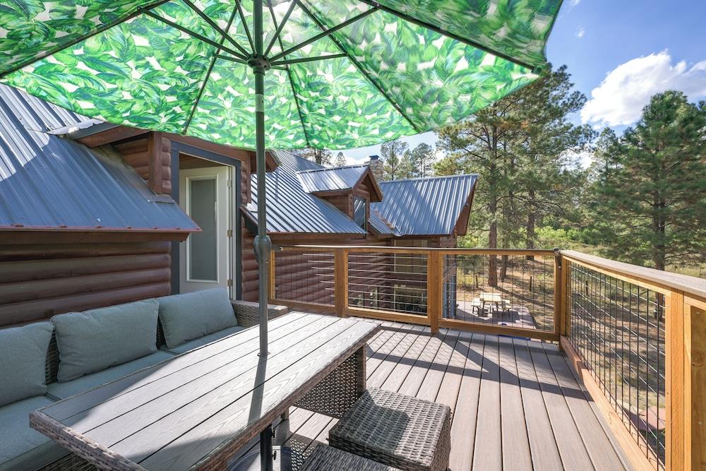 Spacious & Quiet Pagosa Springs Cabin w/ Deck!
