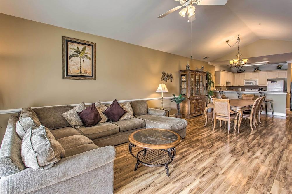 3 Mi to Beach & Golf: Resort Condo in Myrtle Beach