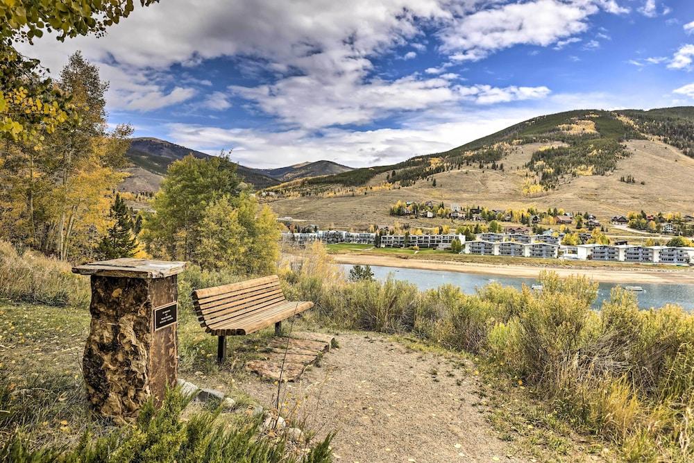 Lakefront Condo w/ Mtn Views in Dillon!