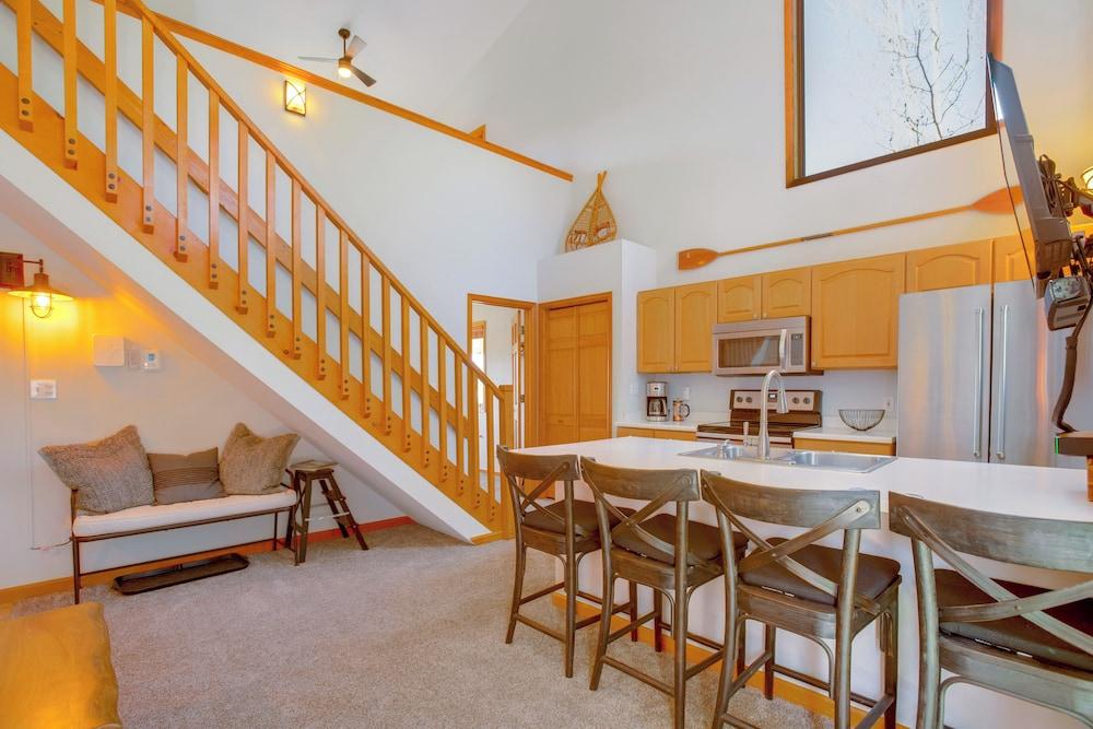 Steps to Grand Lake: 'the Innlet' Condo!