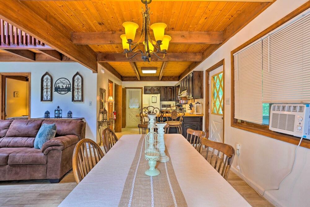 Bushkill House w/ Deck & Community Amenities!