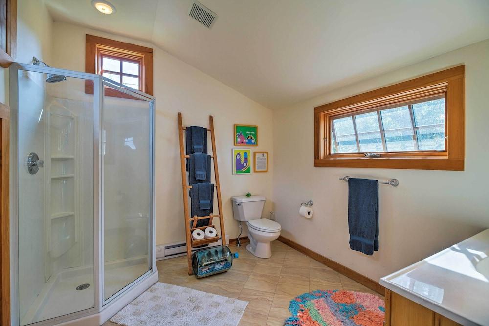 Lake Champlain Cottage w/ Private Deck & Fire Pit!