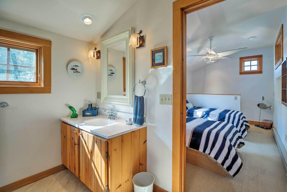 Lake Champlain Cottage w/ Private Deck & Fire Pit!