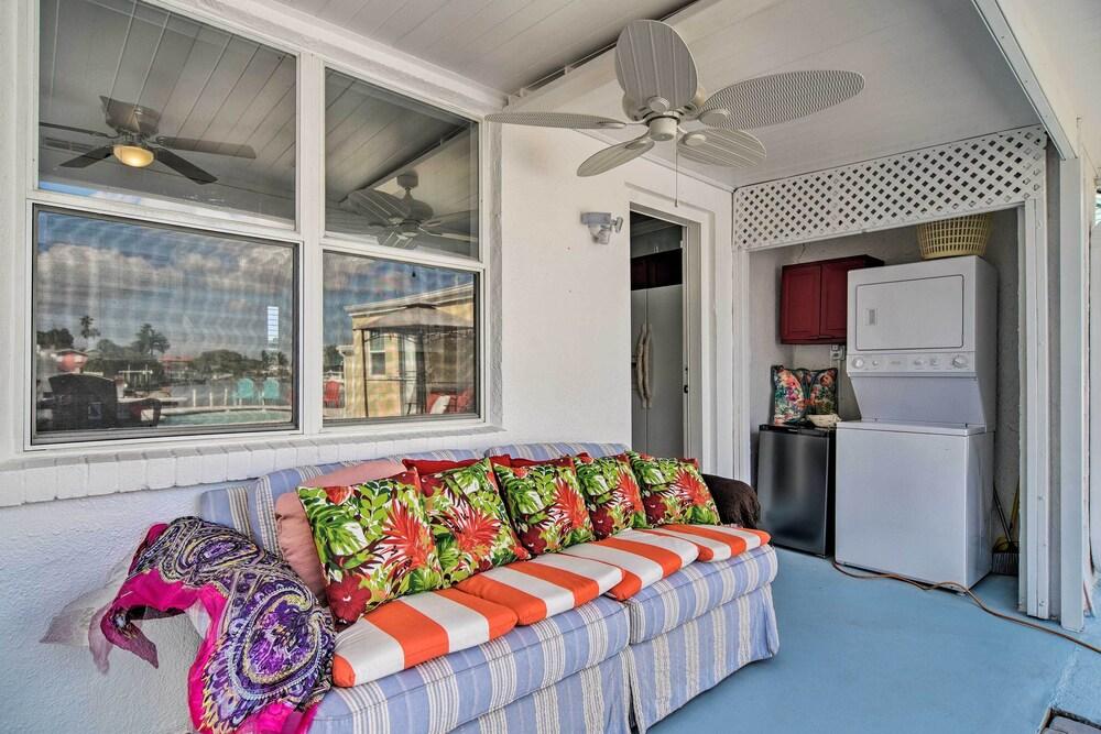 Bayside Pad w/ Pool Access & Dock: 1/2 Mi to Beach