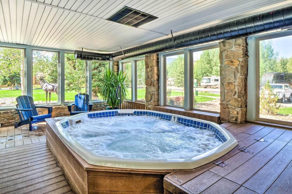 Lakefront Breckenridge Cabin: 6 Mi to Ski Resort!