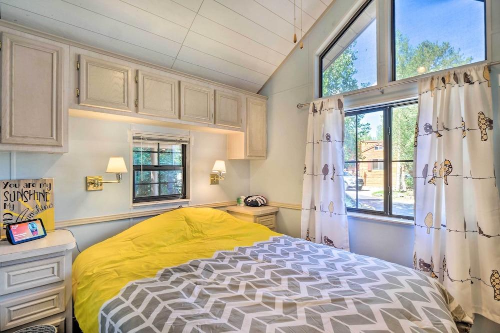 Lakefront Breckenridge Cabin: 6 Mi to Ski Resort!