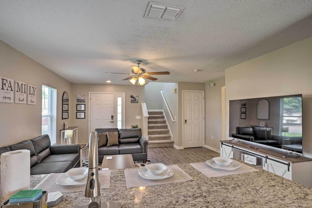 Southern Dunes Golf Home: Pool & Covered Patio