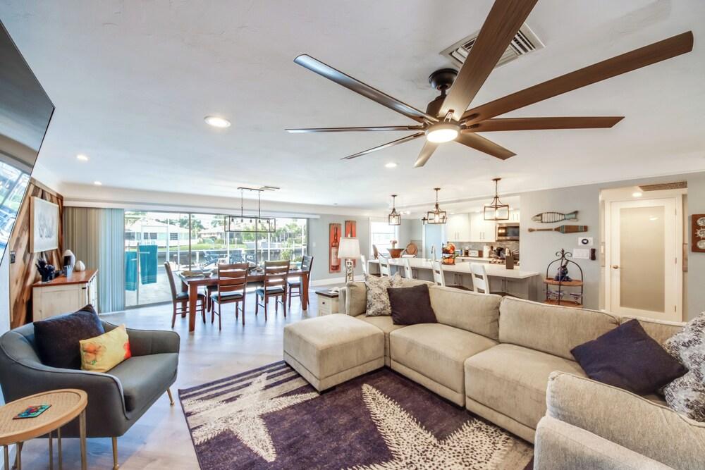 Punta Gorda Getaway w/ Canal Access & Lanai!