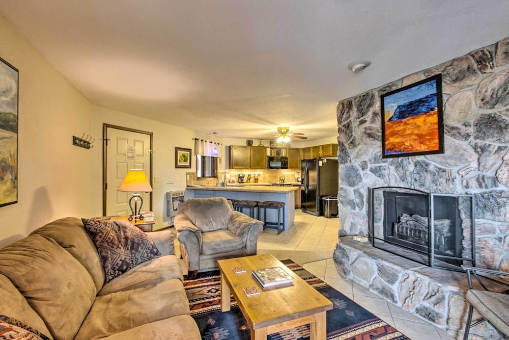 New Mexico Condo w/ Fireplace & Mountain View