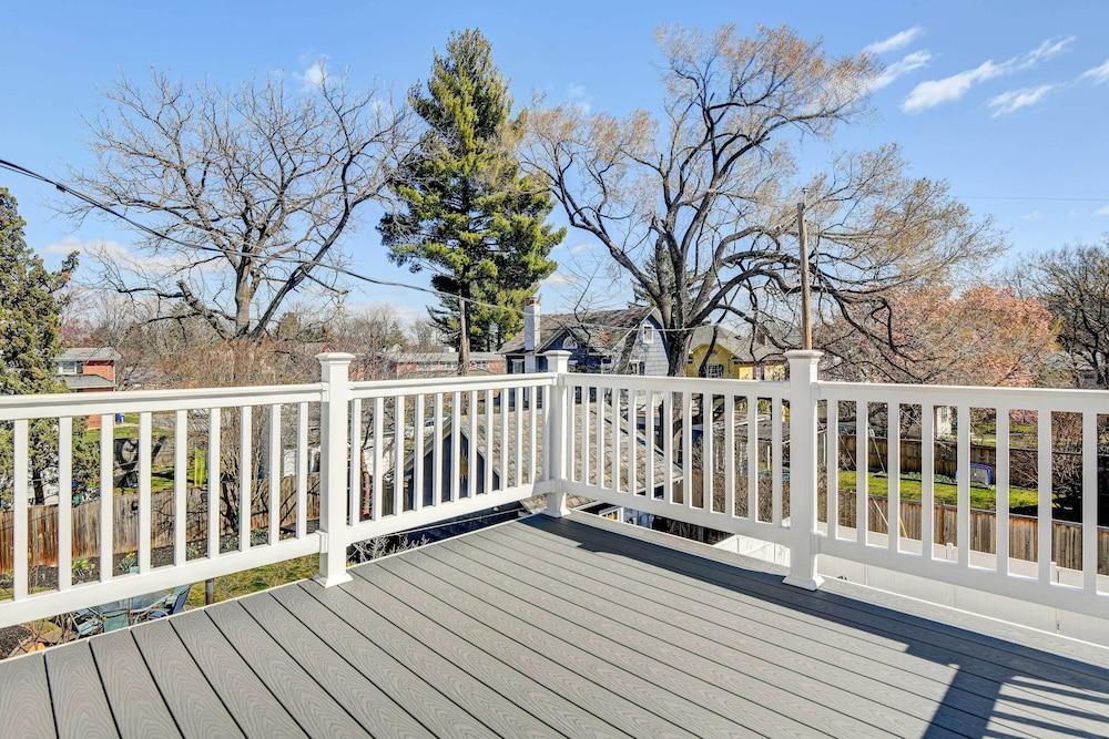 Updated Baltimore Home 8 Mi to Downtown!