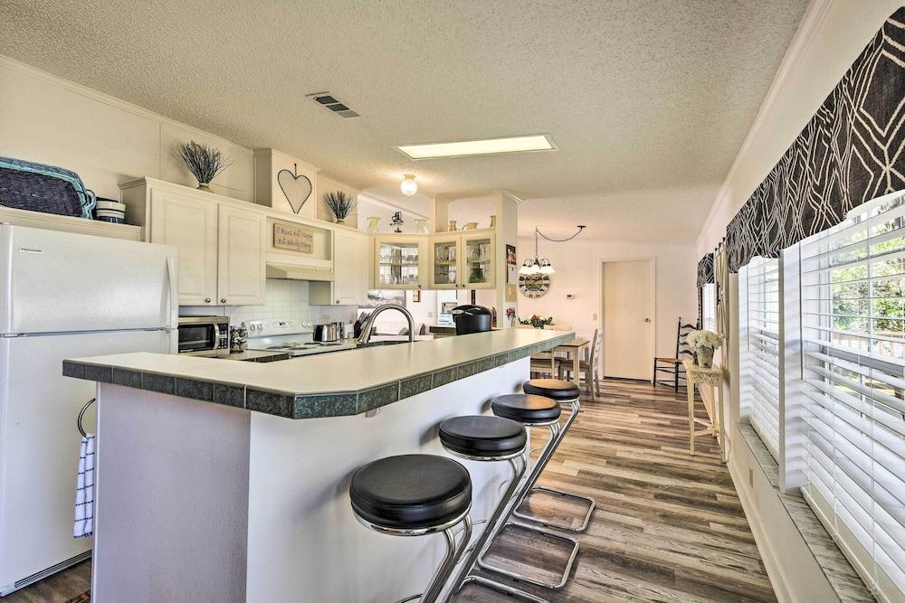 2 Living Rooms: Crescent City Home