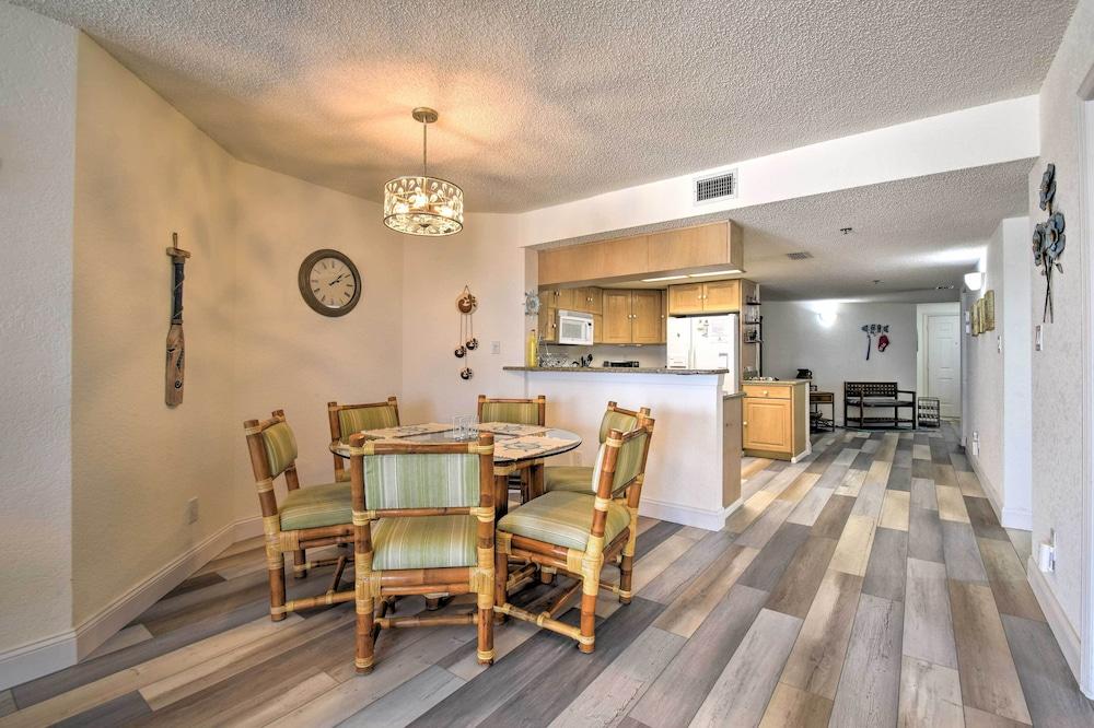 Indian Shores Condo w/ Pool + Sunset Beach View!