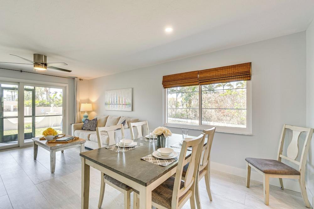 Walk to Beach: Condo w/ Pool & Patio In Sarasota!