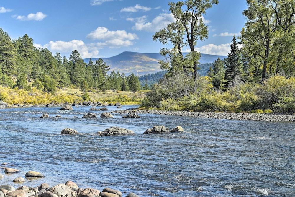 Riverfront South Fork Abode w/ Views: Fish & Hike