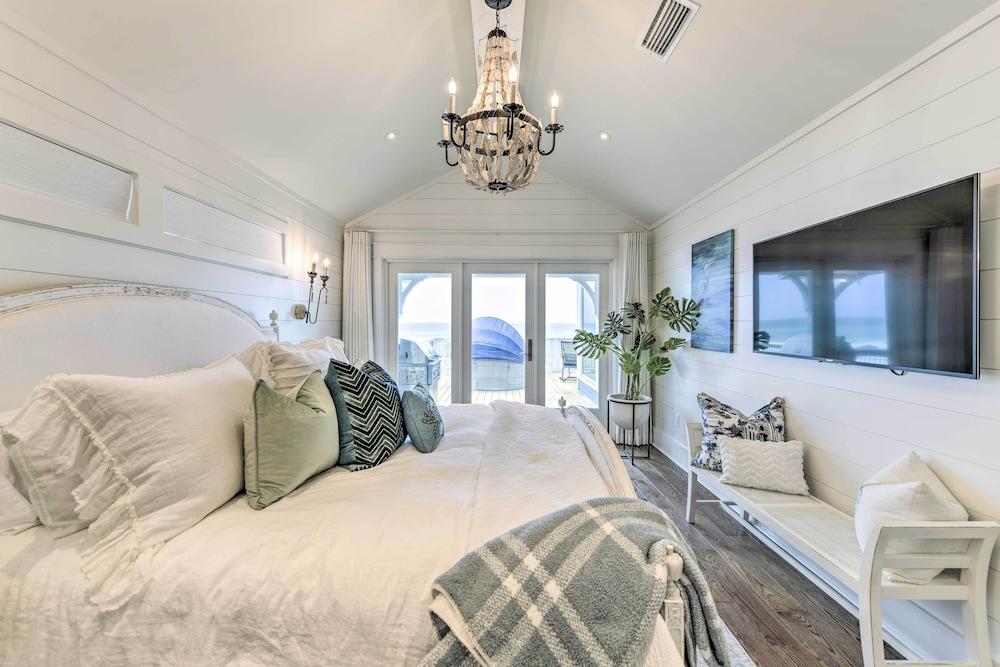 Luxe, Beachfront PCB Home w/ Decks & Grill!