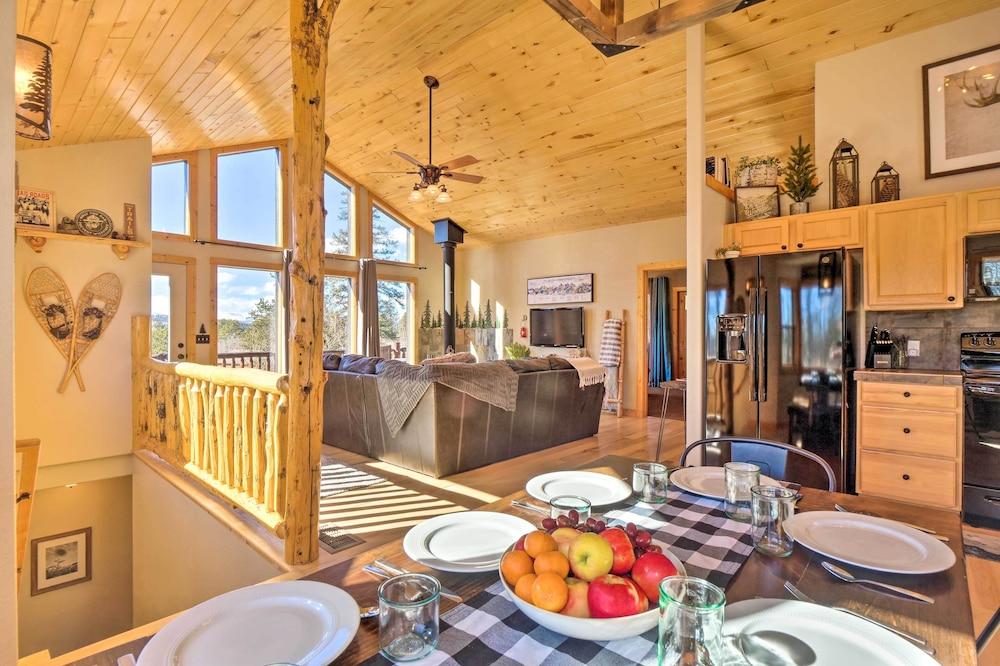 Family-friendly Jefferson Cabin w/ Fire Pit!