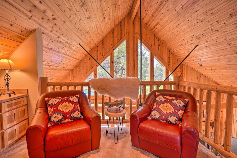 Eagle Crest Retreat w/ Great Wifi & Resort Access!