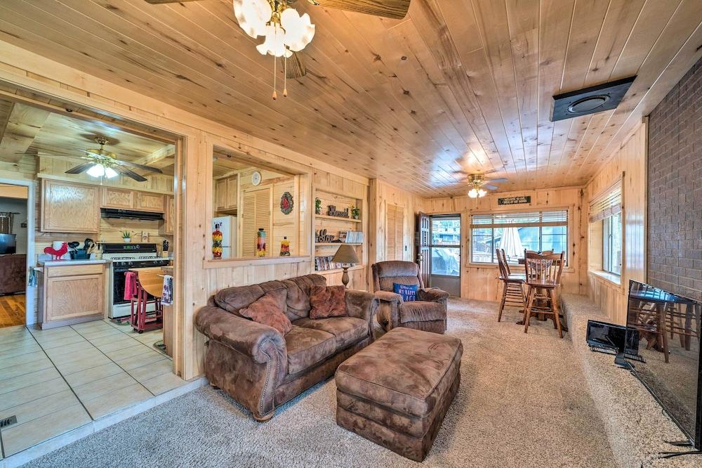 Ruidoso 'lil Mountain Getaway' w/ Golf Course View