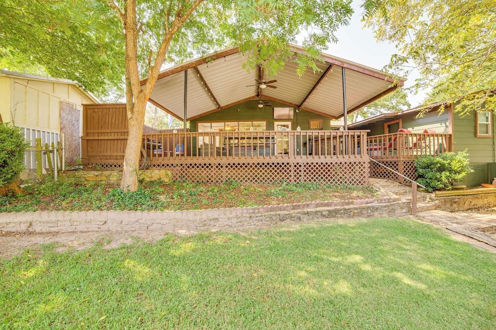 Spacious Deck: Waterfront Home in Gun Barrel City!