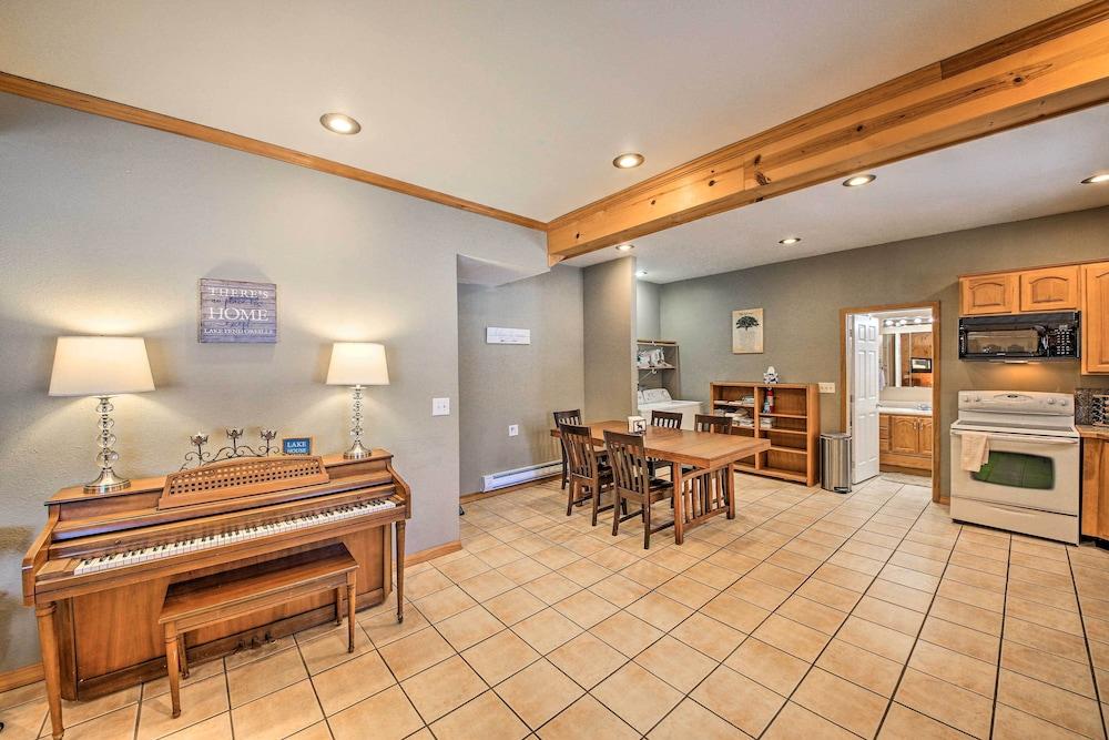 Family-friendly Sagle Vacation Rental w/ Deck