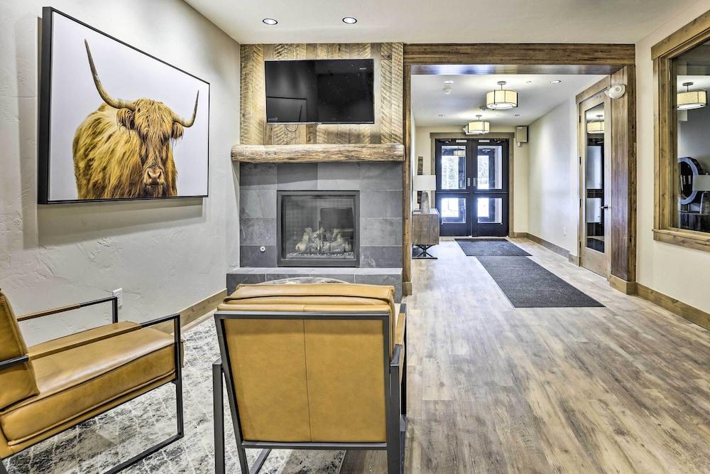 Winter Park Condo w/ Shuttle to Slopes!
